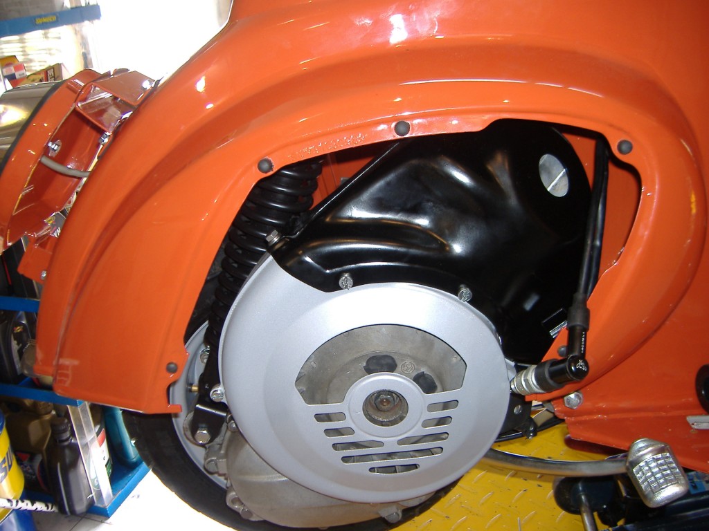 Vespa SL 125 restauracion