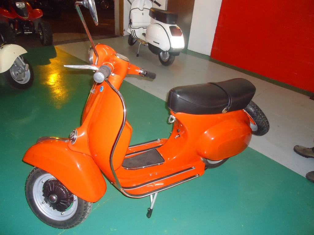 Vespa SL 125 restauracion